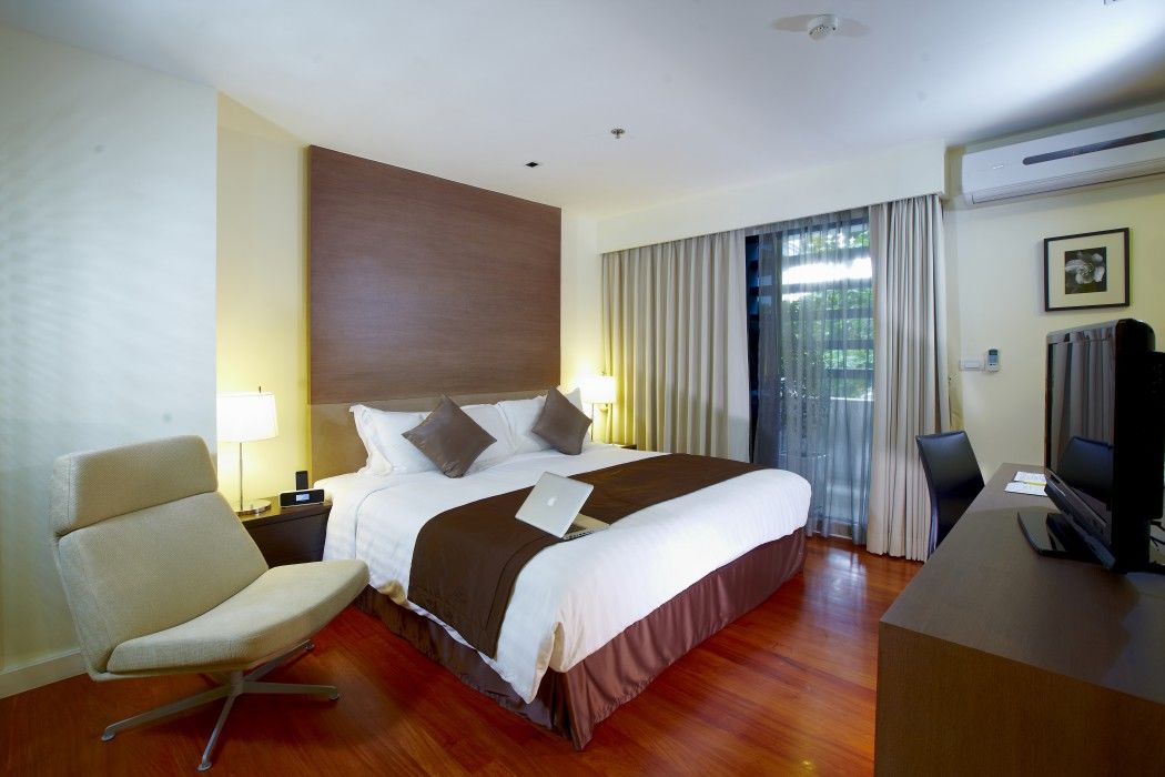 होटल Parkroyal 4*